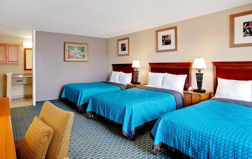 Days Inn By Wyndham Lafayette Near Lafayette Airport Exteriör bild
