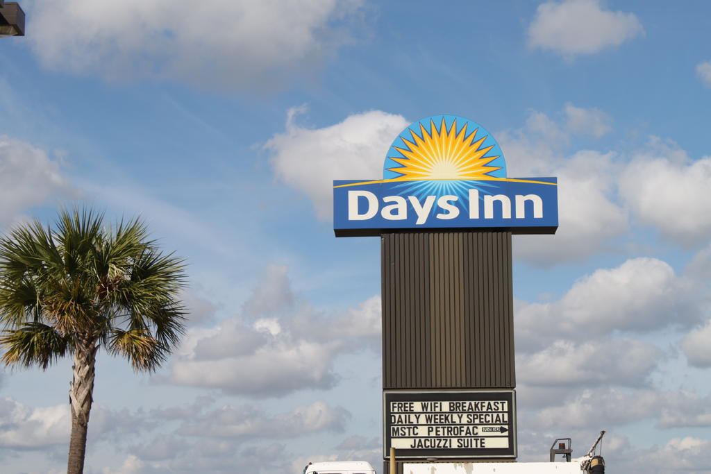 Days Inn By Wyndham Lafayette Near Lafayette Airport Exteriör bild